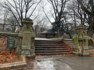 Harry's Wall honors Harry Murphy, co-founder of the Prospect Park Track Club. The wall was built in in 1874 as an equestrian wall, and later was named to honor Harry. Many races within the park begin and finish here.
